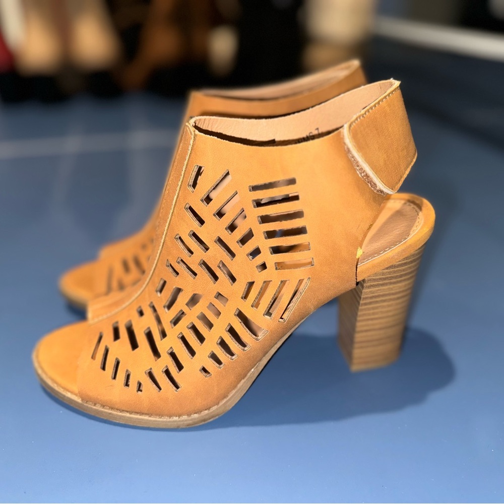 Women’s Bootie Sandals - Tan Size 7